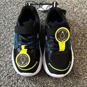 Athletic Works boys shoes